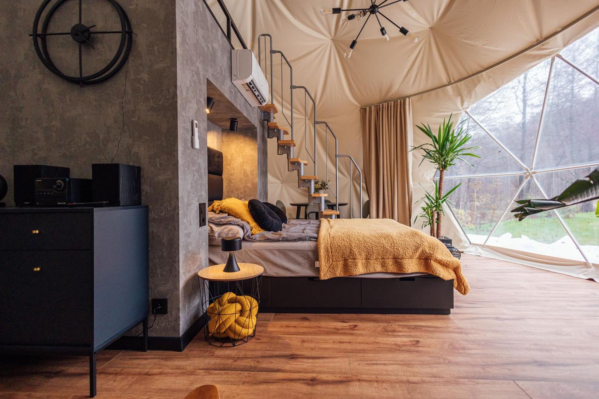 Domki I Glamping Naleczow - Pod Lysa Gora Exterior foto